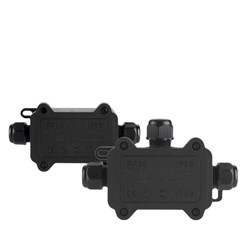 صندوق توصيل خارجي مقاوم للماء  - مراجعة Outdoor Power Junction وسعره