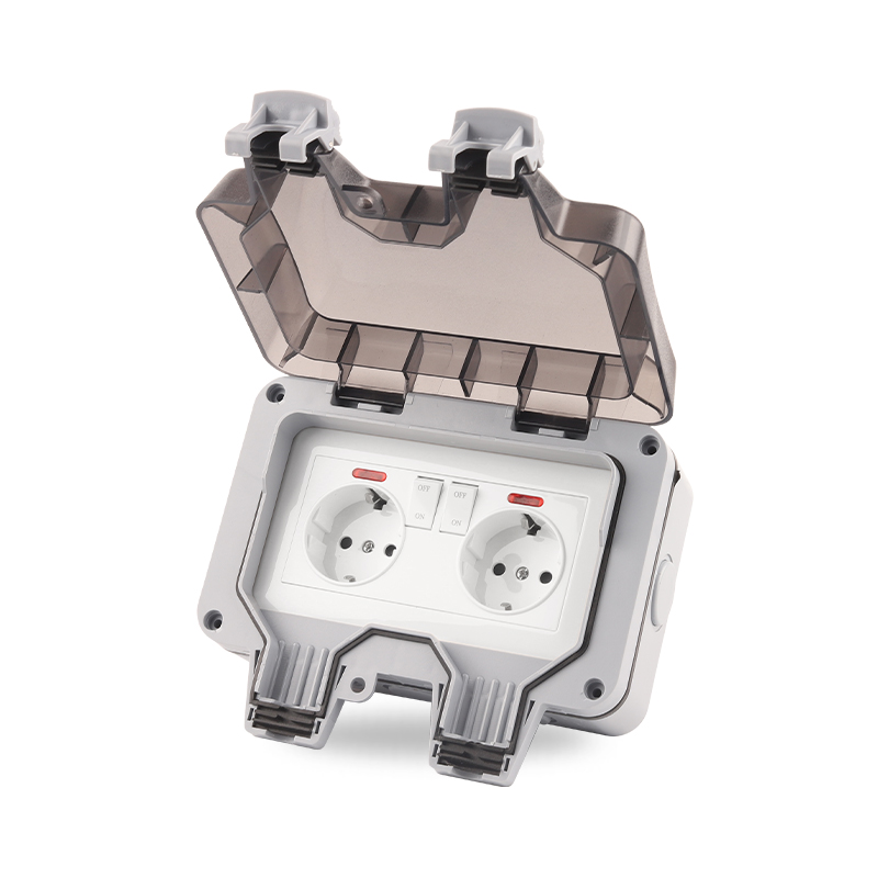 IP66 الاتحاد الأوروبي ألمانيا  - مراجعة Outdoor Power Outlet Waterproof وسعره